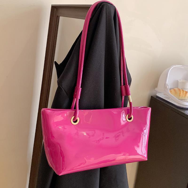 Top quality Brand High Quality New Style Glossy Shoulder Underarm Fashionable High-end Leather Commuter Tote Bag for Women New Free Delivery Designer 