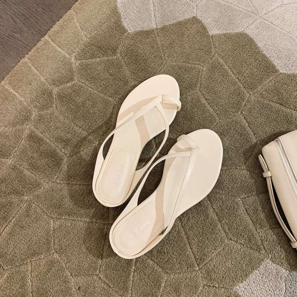 Grape Mom Studiolee New Minimalist Thin Strap Pointed Round Open Toe Chunky Heel Versatile Outdoor Summer Sandals for Women