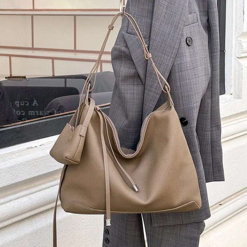 Designer Women's 2025 New Genuine Leather Shoulder Bag High Quality Soft Cowhide Women Crossbody Bags Fashion Handbag