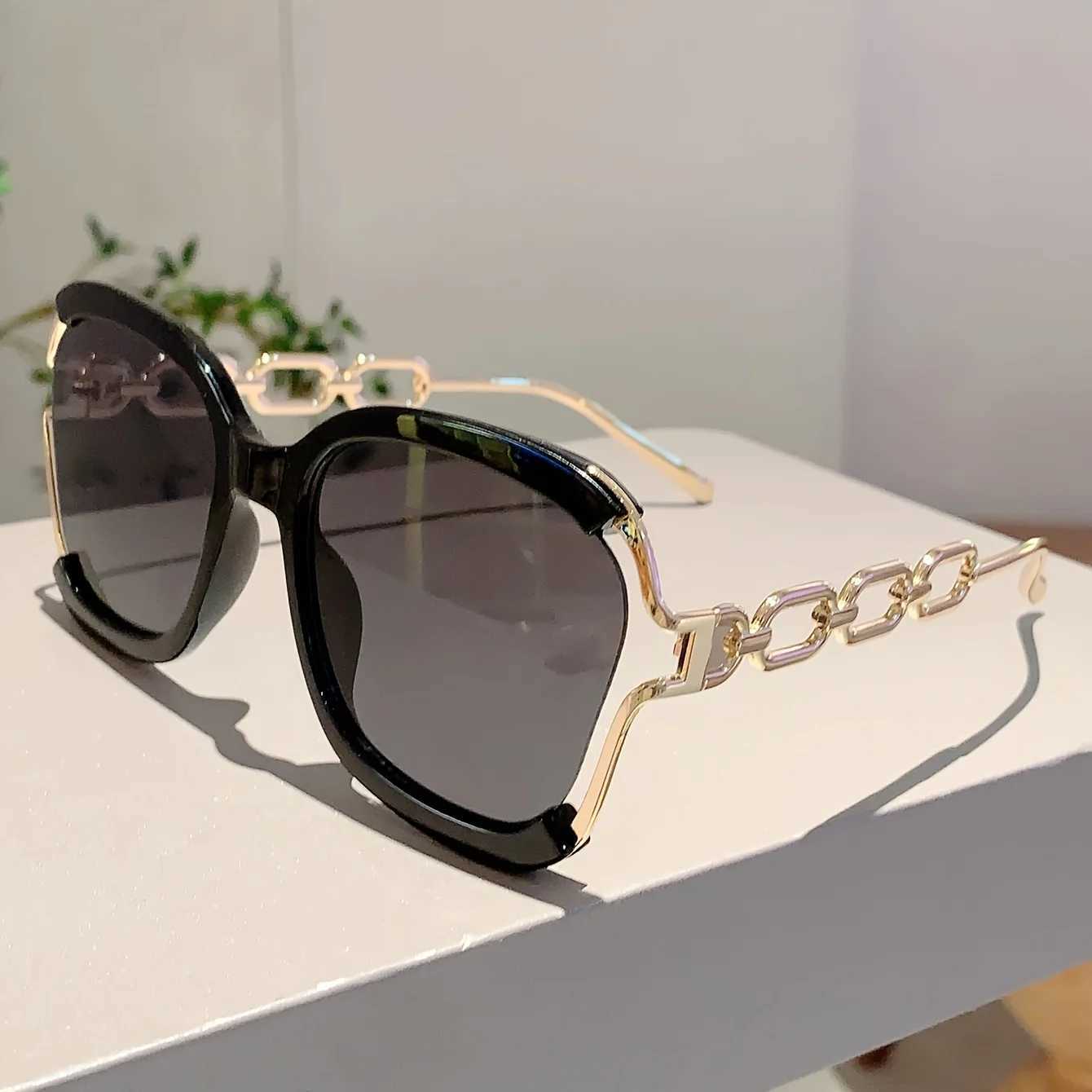 1 new square shaped glasses for women stylish hollow chain design detachable green glasses trendy party decoration glasses Z250527