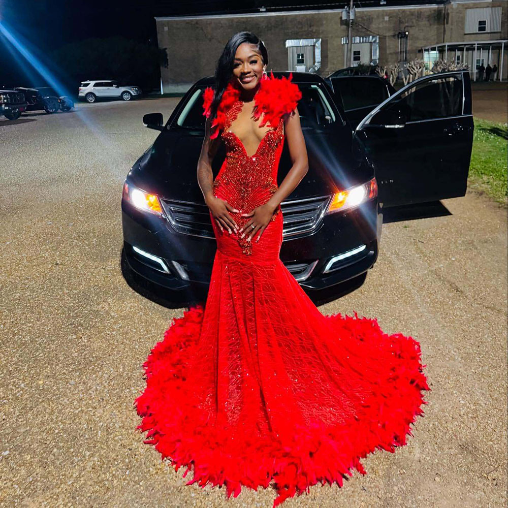 Exquisite Red Prom Dresses Feathers Crystal Sequined Long Mermaid Gala Party Dress African Girls Evening Gowns 2025 Customized