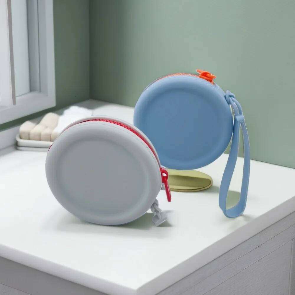 1PCS Adult Kids Zipper Wallets Headphone Mini Storage Key Women Round Silicone Coin Purse Bag 2024
