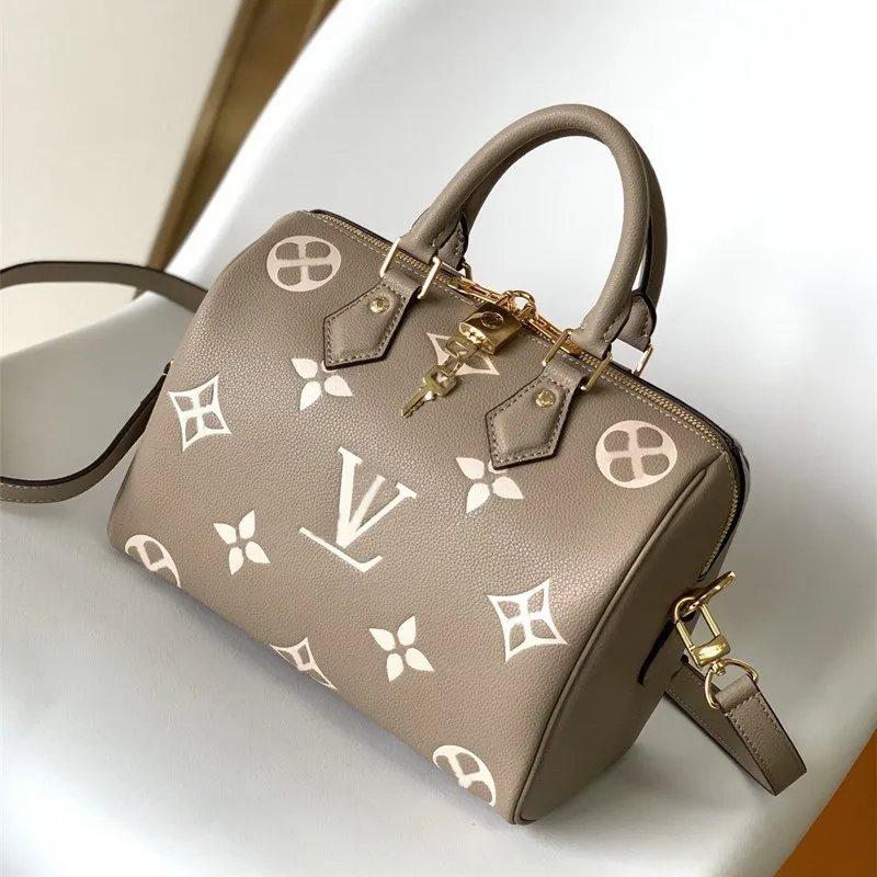 Pochette Camille Nano Dating bags Soft 30 Crafty boarding pass looping 2025 new Vivacite Valentines Day luxury designer bag crossbody bags tote