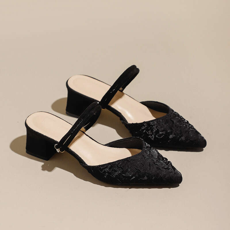 Pointed Toe 2025 New Summer Mid-Heel Elegant Fairy Style Fashion Low Heel Dress Sandals for Women