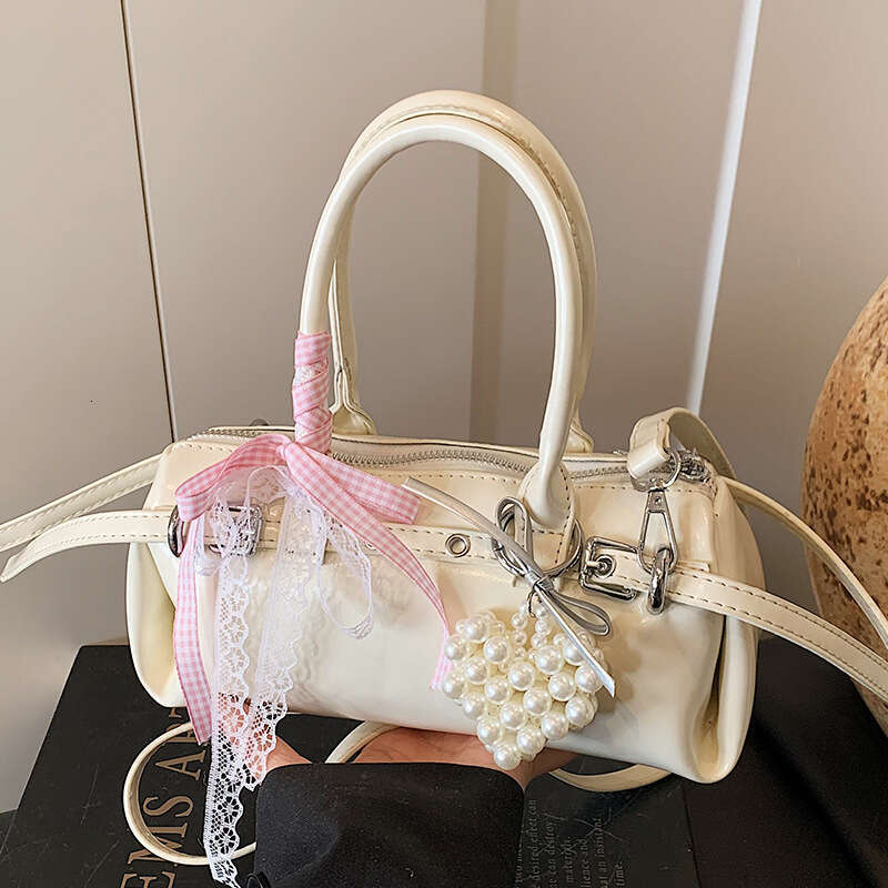 2025 New Style Elegant Handbag uette Niche Casual Versatile Trendy Crossbody Motorcycle Bag For Women