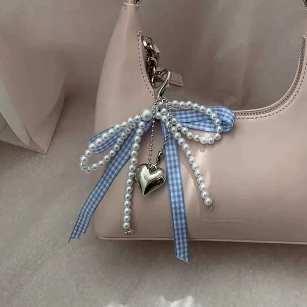 Y2K Lattice Ribbon Bowknot Pearls Bag Pendant Charm Heart Keychain Elegant Beaded Keyring Sweet Key Chain Phone Key Bag Hangings W250526