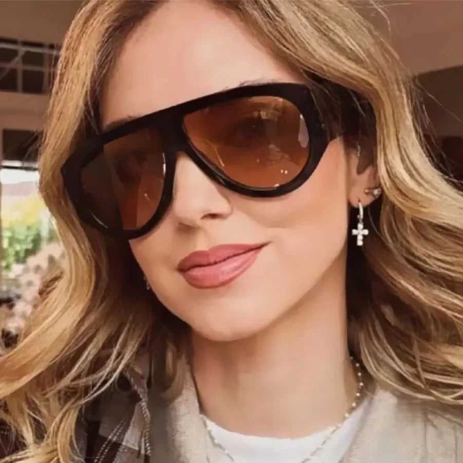 2024 Vintage Wide Leg Oval Gradient Sunglasses Men New Fashion Brand Driving Sun Glasses Women Sexy Leopard Red Shades Uv400 Z250527