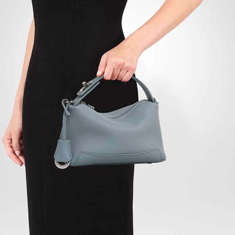 Free Shopping Aidrani Women's First-Layer Cowhide Single Shoulder Cross-Body Bag Niche High-End Office Worker Light Small Bag, Bucket Handbag