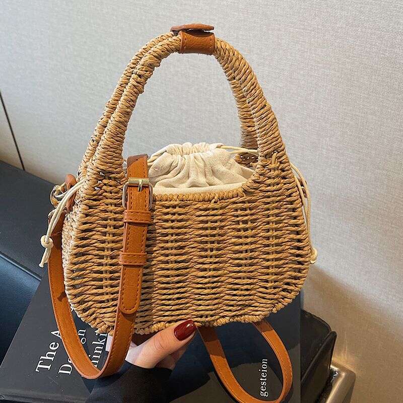 Handwoven straw bag 2025 New Beach Vacation Straw Pastoral Style Shoulder Woven Bag for Women