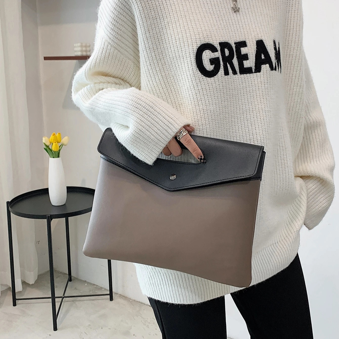 Fashionable Square Bag for Women Two Tone Clutch Bag for Rookies White-Collar Workers 250526