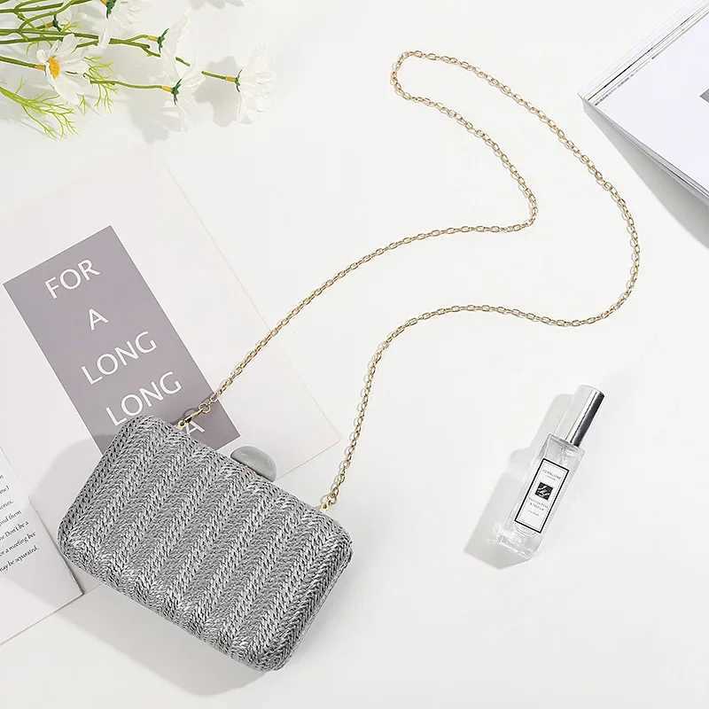 Simple Design Banquet Woven Bag Formal Dress Matching Crossbody Hand Bags Evening Bag Straw Green Beige Color Silver Clutch W250527