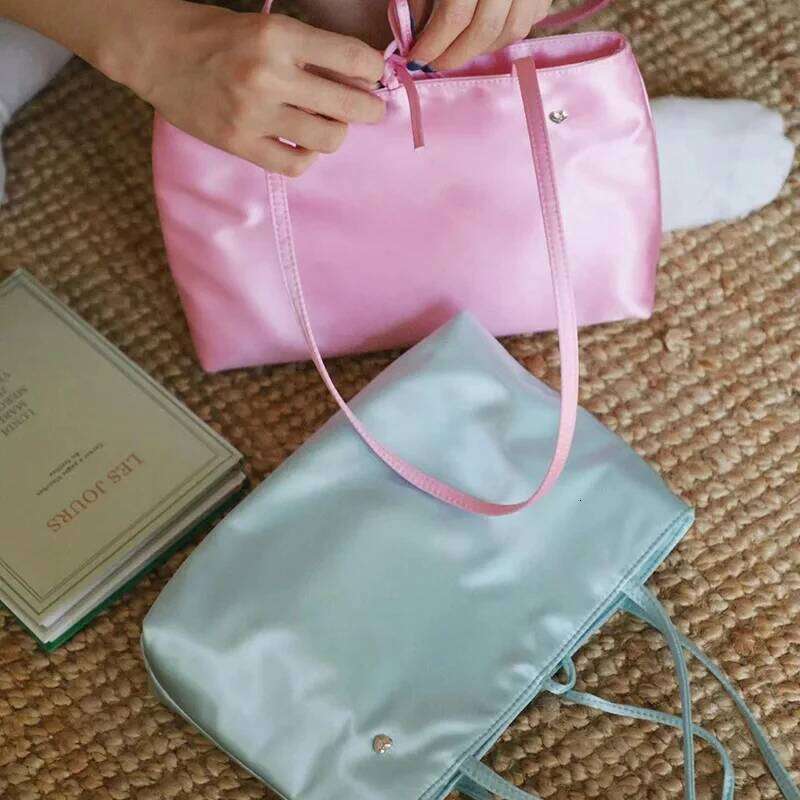 Women's Bags Designer Brand Ballet Style French Simple Retro Veet Satin High Quality Ladies Handbag Small Square Shoulder Underarm Bag