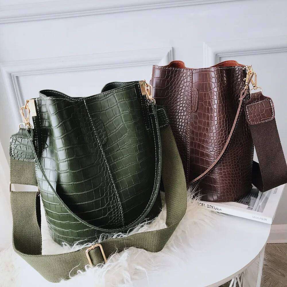 LEFTSIDE Vintage Leather Stone Pattern Crossbody For Women 2022 New Shoulder Bag Fashion Handbags And Purses Bucket Bags