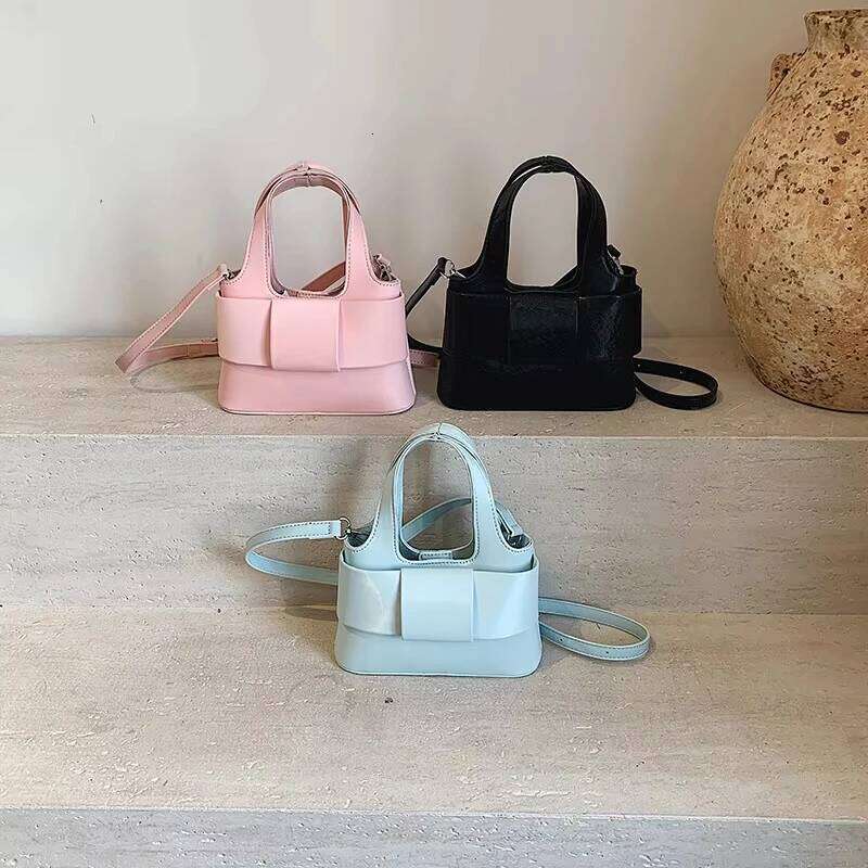 Women's Bags Designer Brand High-End Handbags Cute Girl Messenger Fashion Korean Lipstick Earphone Classic Casual Personality Bag
