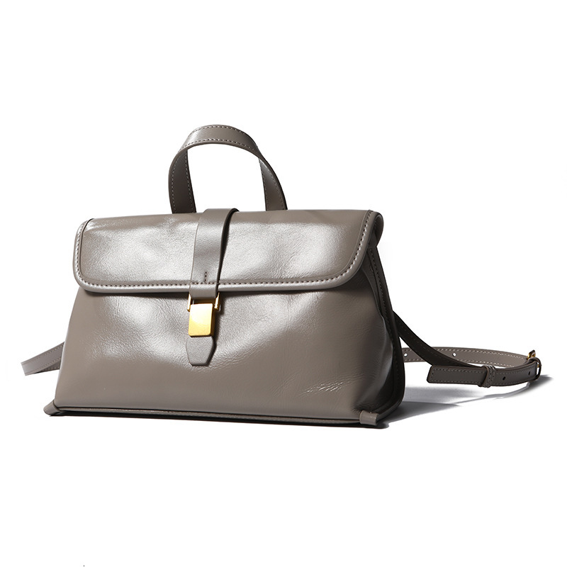 Brand High Quality Style Super popular casual handbag for women in the spring of 2025 new bag single shoulder crossbody commuting bag Free Delivery De