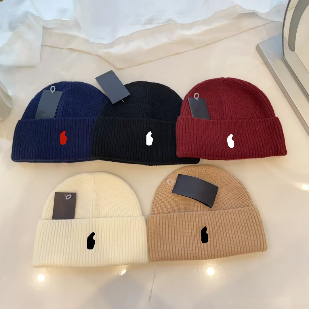 Designer polo mens hat thick women beanie caps ball hats Autumn Winter Outdoor Warm Knitted Hat Fashionable street hat Embroidery Knight high quality Skull Caps AAAA