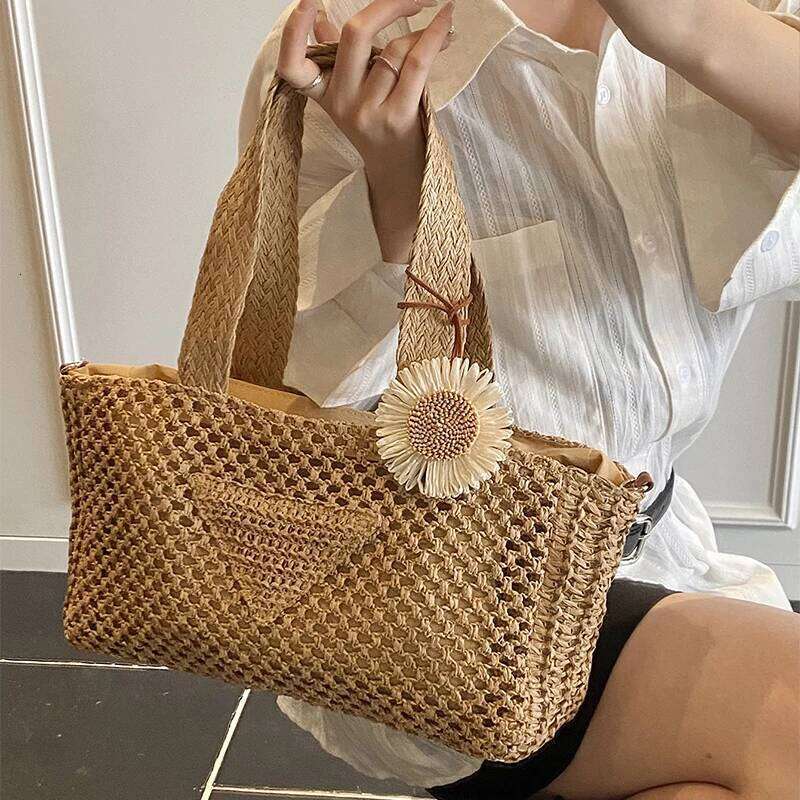 Women's Bags Designer Handmade Hollow Out Straw Women Shoulder Bags Designer Zipper Woven Lady Handbag Casual High Quality Summer Large Beach Bag
