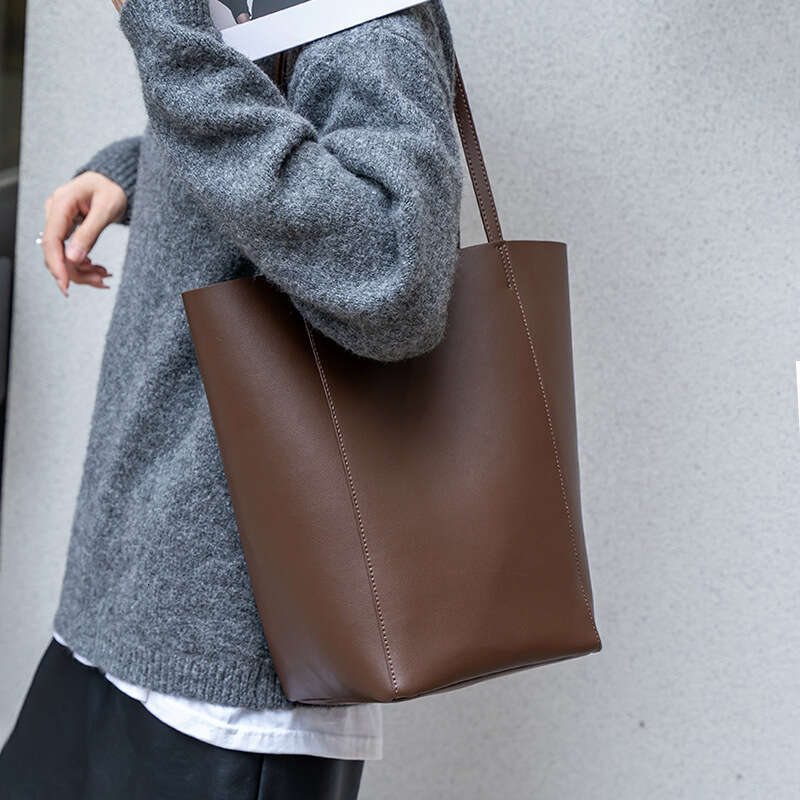 Genuine Leather Handbag Shoulder for Women 2023 New Autumn Winter Versatile Commuter Tote Large Capacity Bucket Mother Bag designer bag