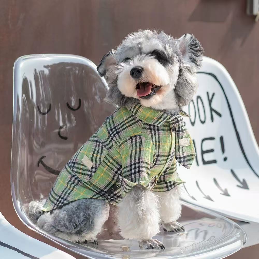 T00319 College style dog clothes autumn and winter pet plaid shirt net celebrity Teddy Schnauzer cat small dog clothes trend