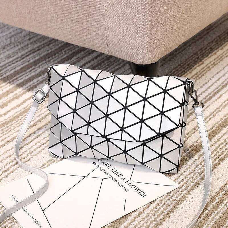 2024 Fashion Women Geometric Messenger Korean Style Single One Shoulder Bag Office Lady Versatile Hand Bag