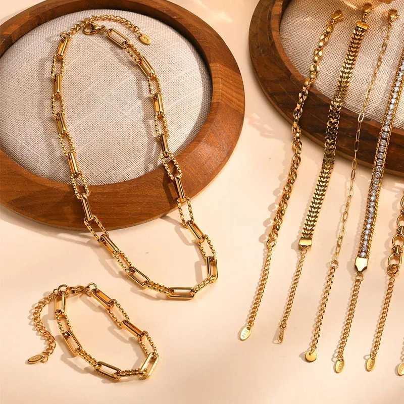 Women Stainless Steel Chain Bracelet 18K Gold Plated Twist Paperclip Adjustable Link Bracelet Chunky Stackable Layered Jewelry W250526