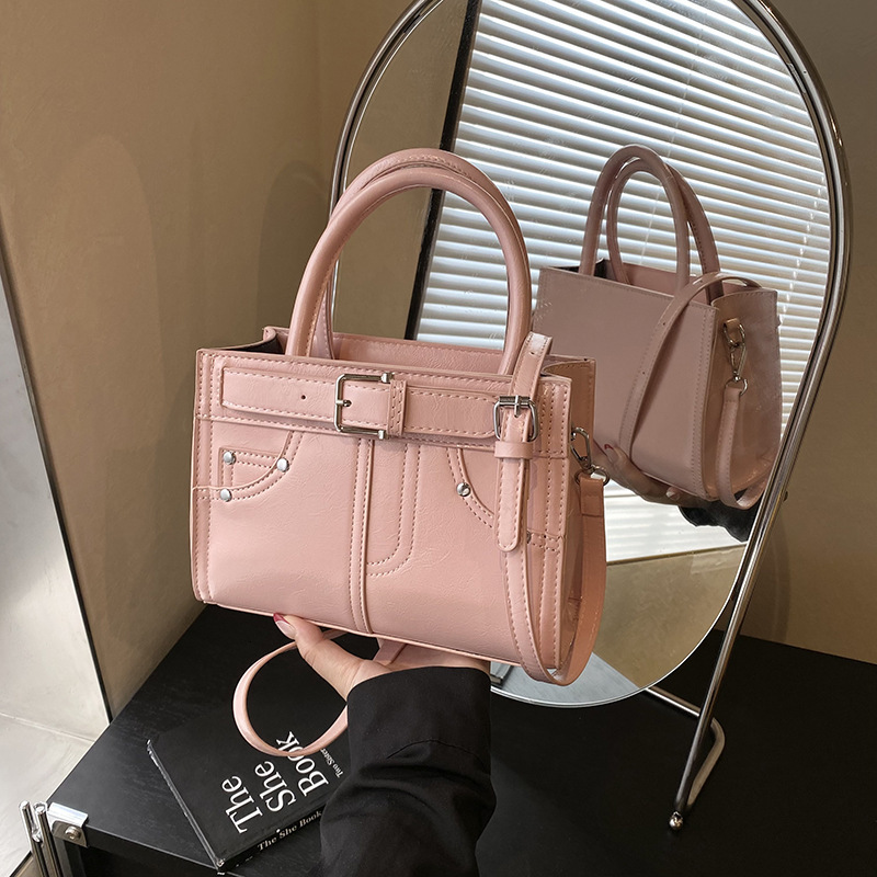 Top brand high-quality new free delivery designer bag, high-end handbag 2025 new multifunctional fashion handbag, new free delivery designer bag