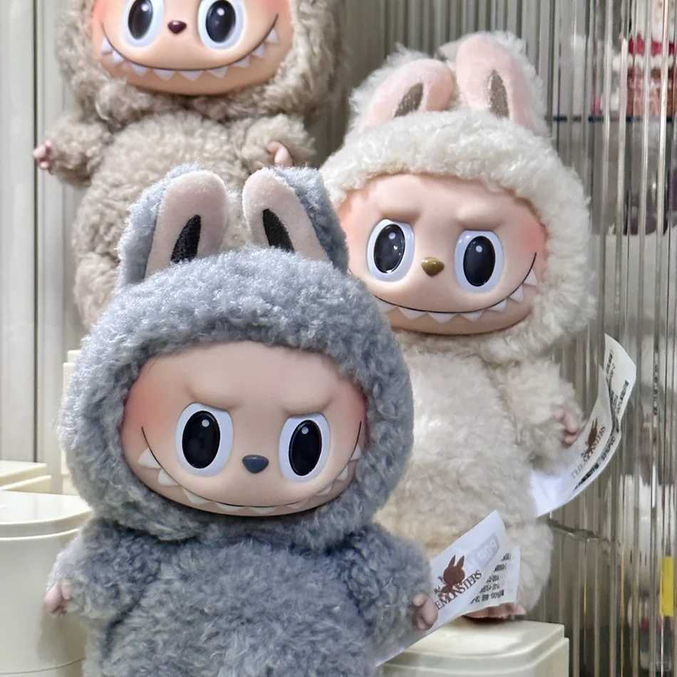 High Quality Monster Labubu Kawaii Blind Box Series PVC Anime Figure Pendant Doll Monster Keychain Birthday Holiday Kids Gift M250527