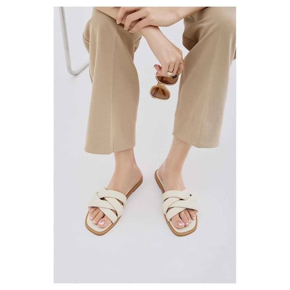 Genuine Leather Cross Woven Strap Slippers for Women Summer Outdoor 2025 New Fashion Casual Soft Flat Beach Sandals