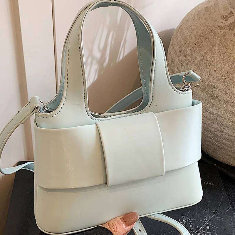 Women's Bags Designer Brand High-End Handbags Cute Girl Messenger Fashion Korean Lipstick Earphone Classic Casual Personality Bag