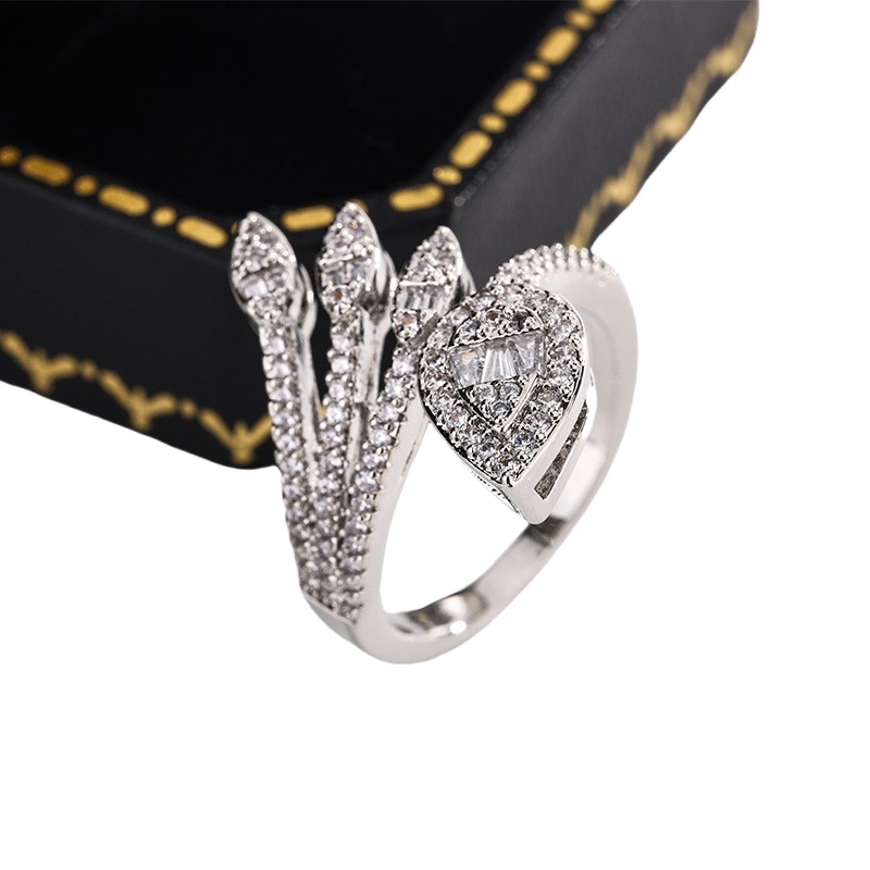 2025 Ins Top Sell Elegant Wedding Rings Luxury Jewelry 10KT White Gold Fill T Princess Cut 5A Cubic Zircon CZ Diamond Gemstones Party Women Leaf Bride