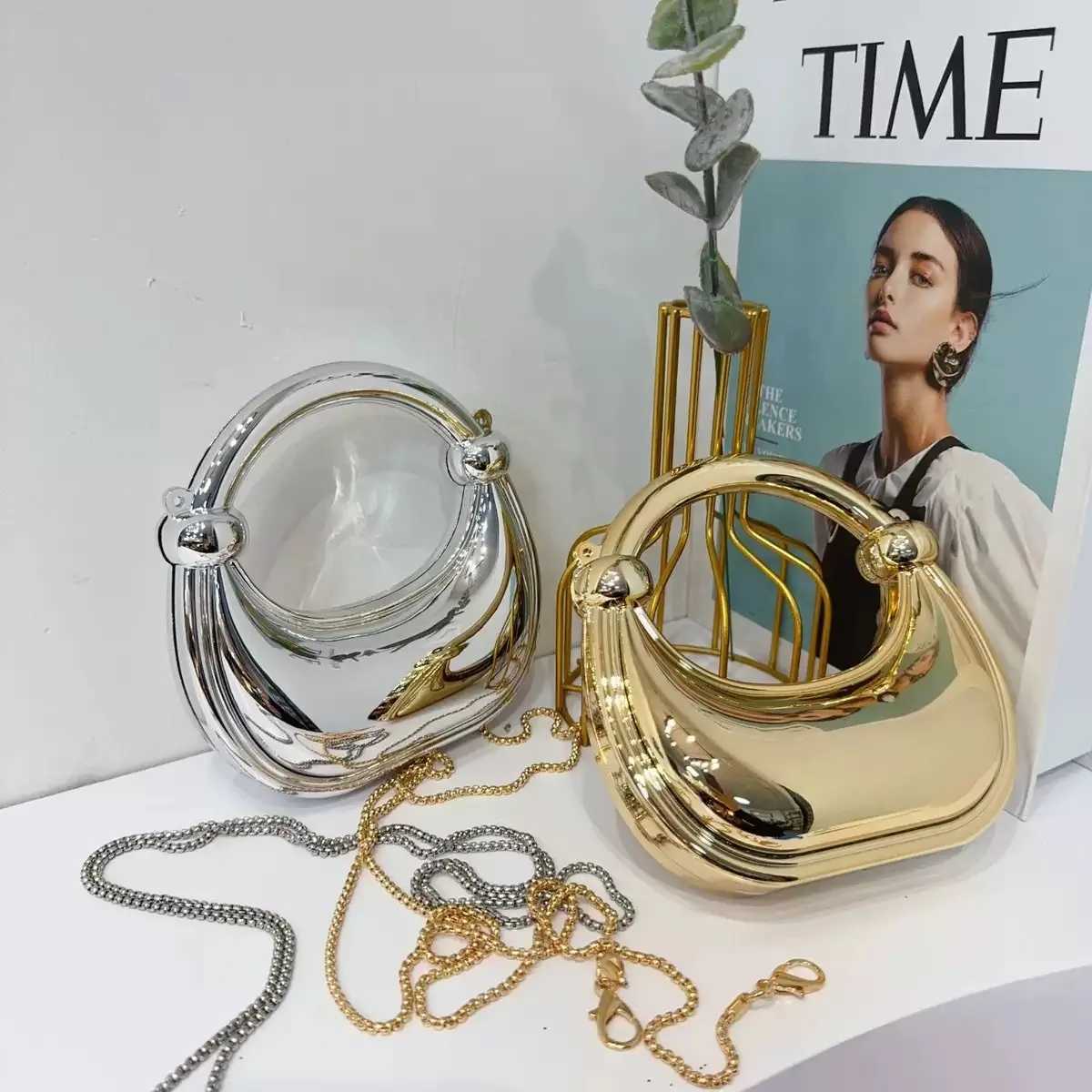 Mini Golden Evening Bag Purses and Handbags Luxury Designer Shoulder Bags Funny Shape Party Wedding Acrylic Knot Clutch Purse W250527