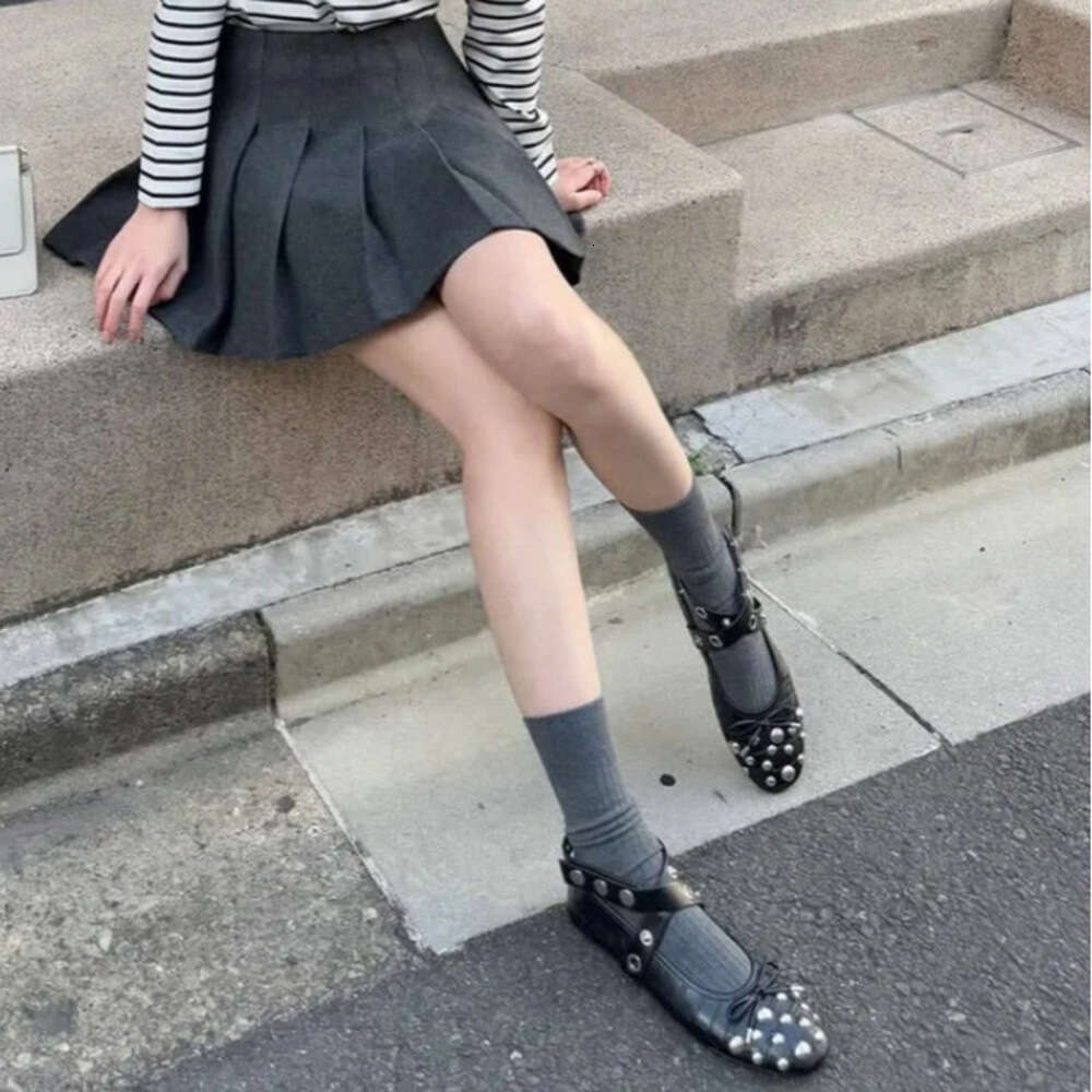 ~Ballet Dance Women Cross Strap Versatile Studded Punk Style Beaded Bow Round Toe Flat Shoes