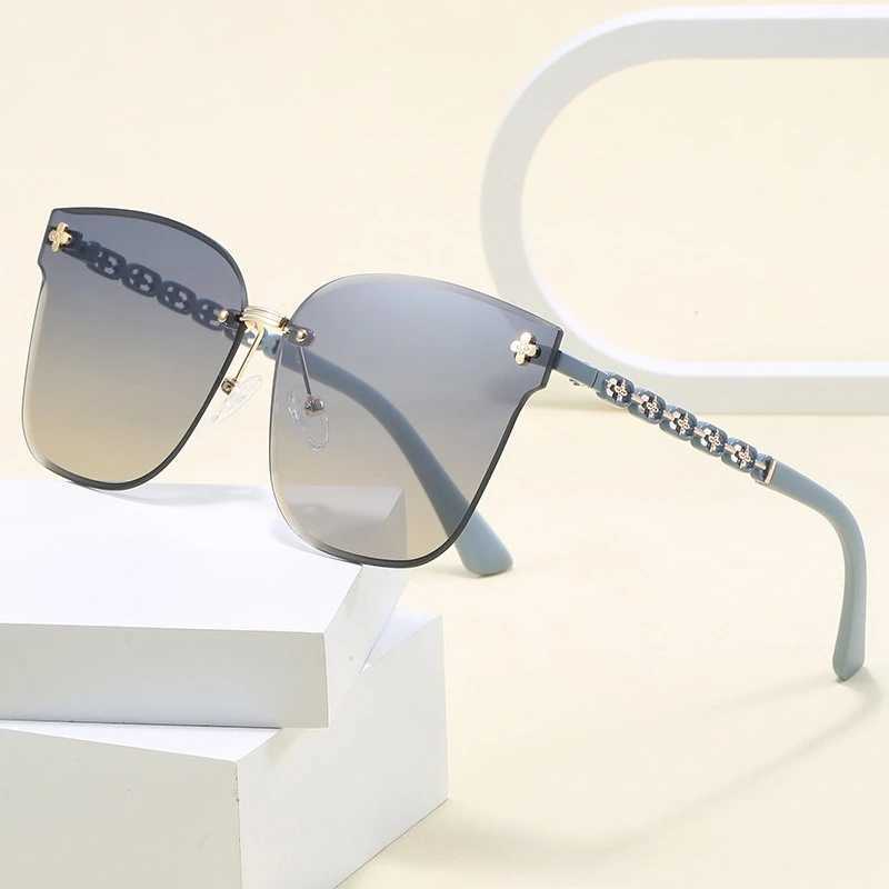2025 New RimlESS Metal Sunglasses Womens Oversized UV400 Protective Glasses TikTok Viral AccESSories for Summer Travel Z250527