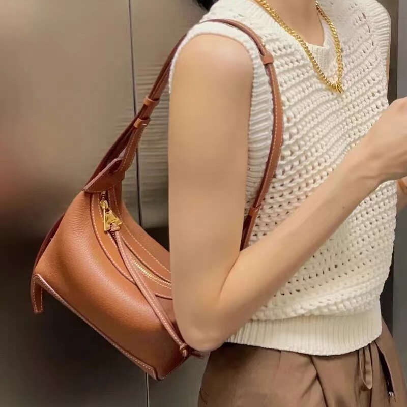 High End Luxury Niche Kite Lunch Box New Single Shoulder Crossbody Vintage Baguette Underarm Bag for Women