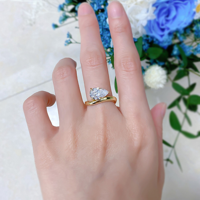 Brand Wedding Rings Luxury Jewelry Solitaire Pure Designer 100% 925 Sterling Silver Water Drop Large White Moissanite Diamond Party Lady Bridal Ring F