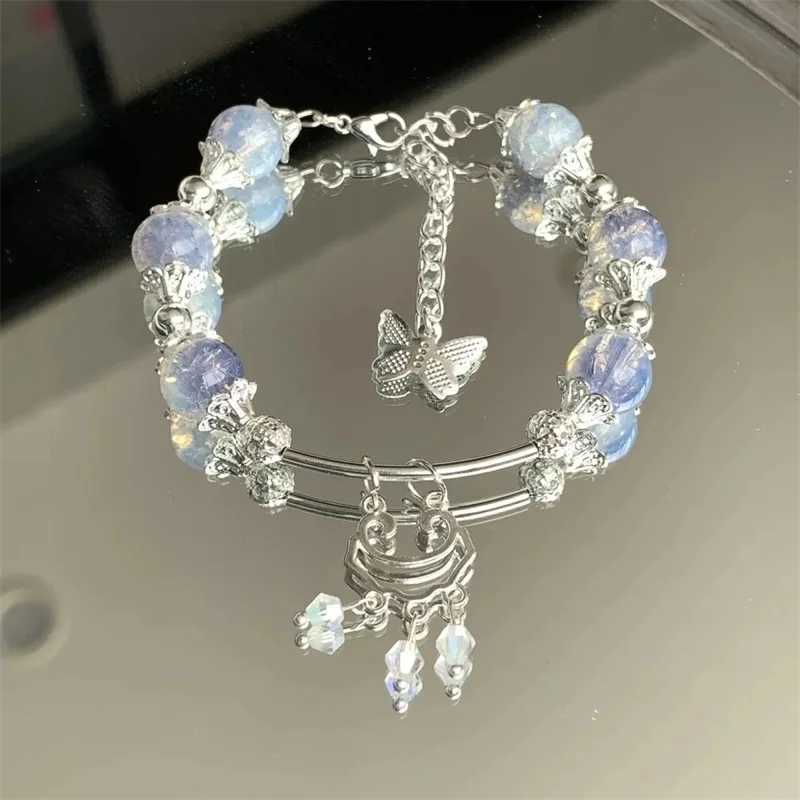 Fashion Korean Sweet Crystal Beads Bracelet for Women Exquisite Feather Butterfly Tassel Charm Bracelet Girls Party Jewelry Gift W250526