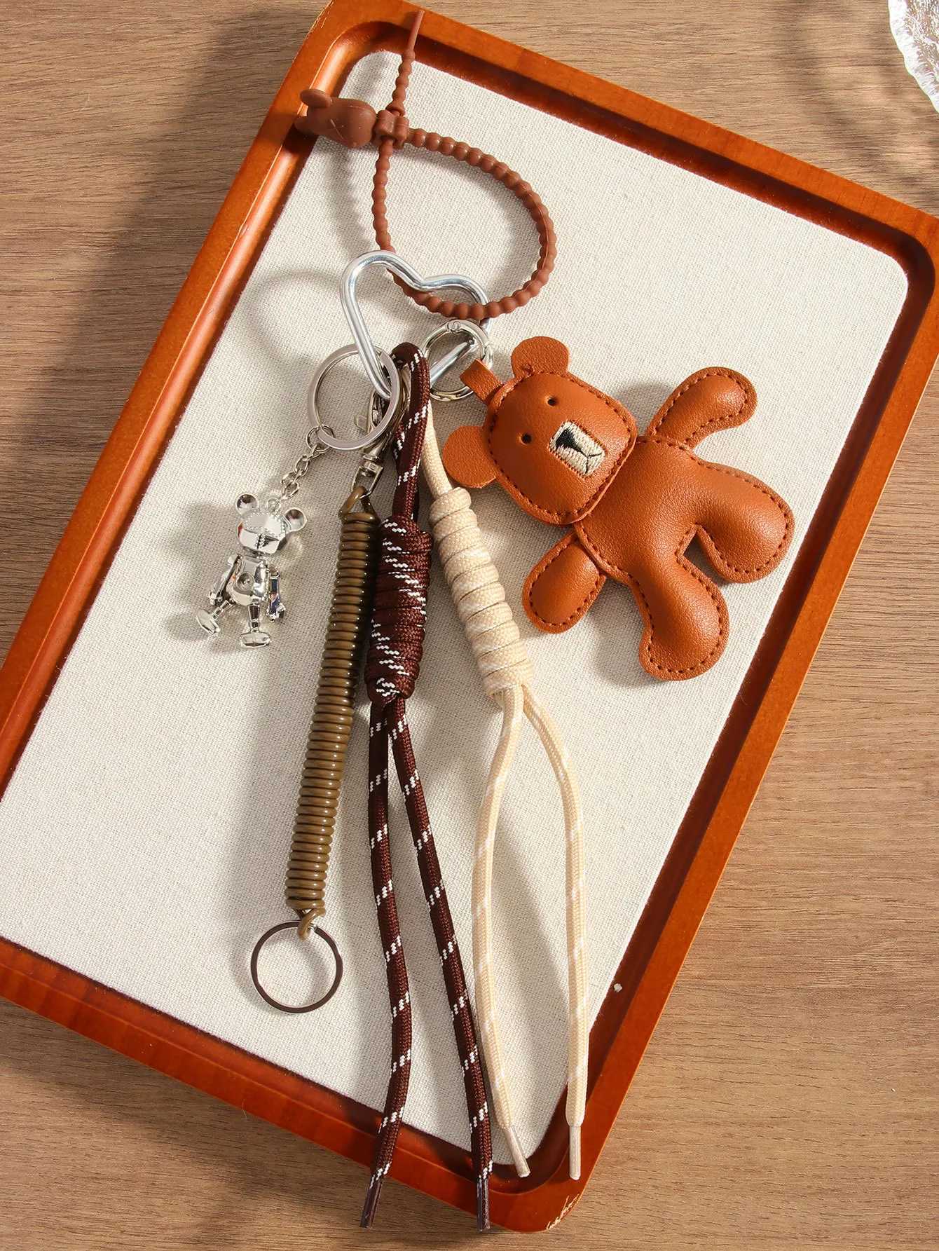 Fashionable Bag Charm Bear Heart Lip Aesthetic Designer Accessories Rope Pendants For Bags Woman Keychain Gift W250526