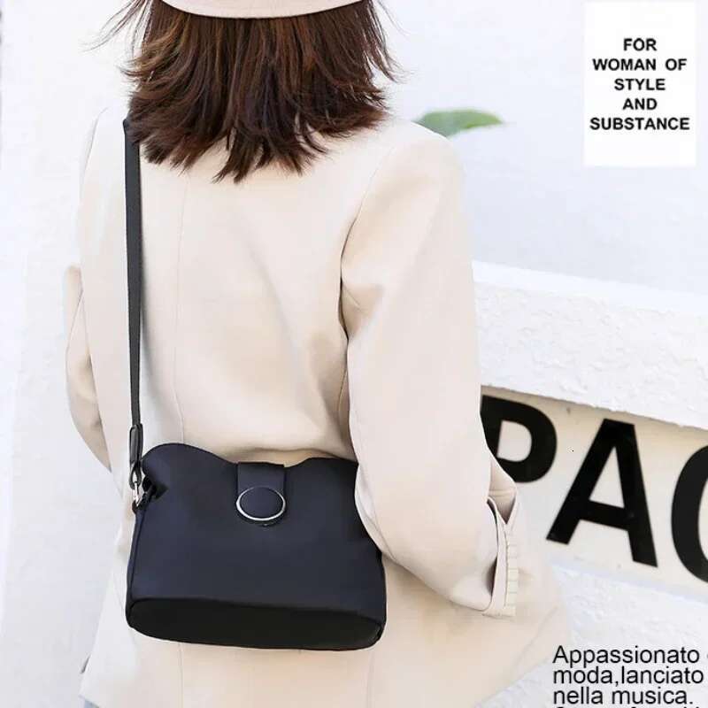 1 Casual Nylon Shoulder Women Fashion Waterproof Messenger Travel Light Small Crossbody Bag Shopping Lady Handbag Purse