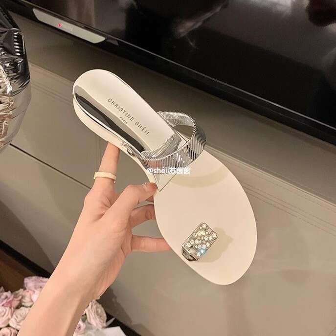 Instant Dispatch Su Yinyin Same Style Shoes Pigeon Egg Rhinestone Wedge Toe Flat Slippers Women's Summer Outdoor Sandals