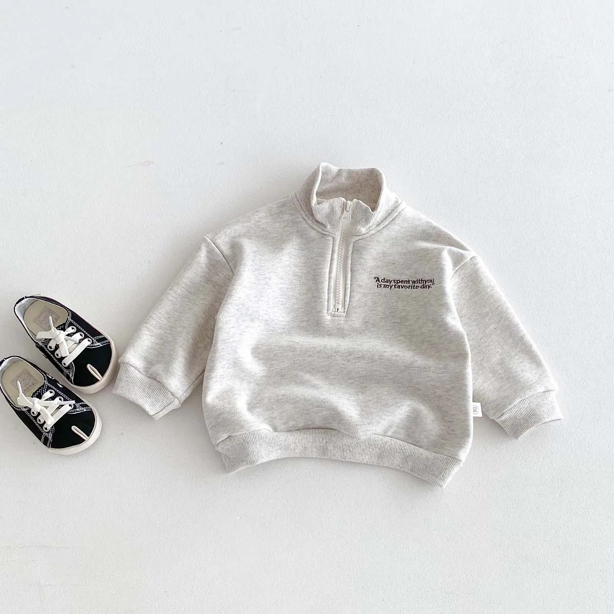 Childrens clothing fashion letter polo shirt sweatshirt for boys and girls autumn winter item stylish baby cloth 250527