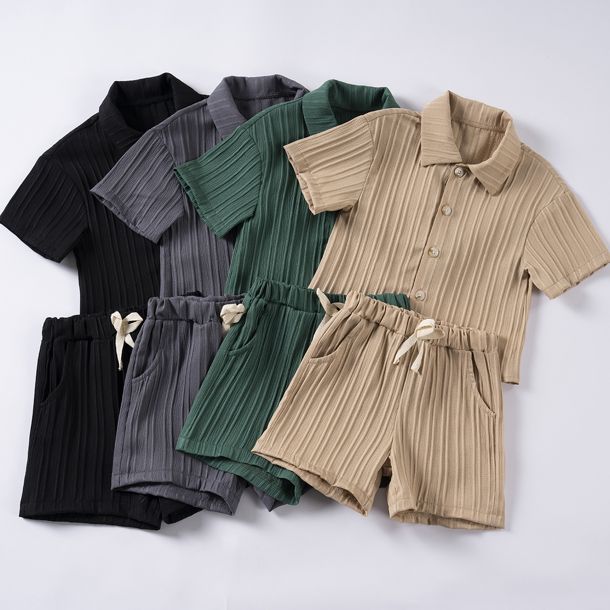 Toddler boys summer set with short sleeved collar shirt, cool and fashionable design, solid color shorts, suitable for daily wear and outdoor activiti
