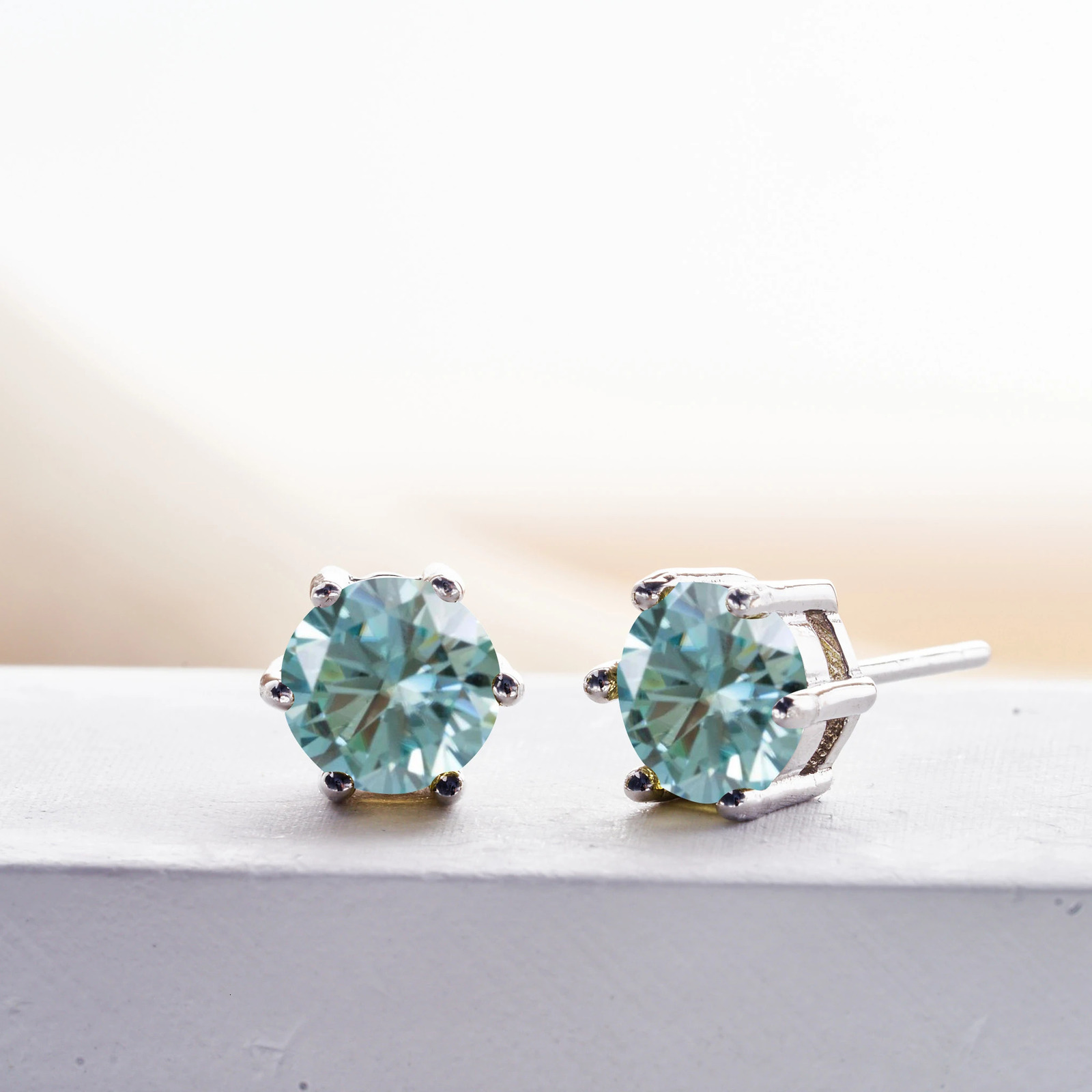 1-2 Carat D Color Earrings For Women 925 Sterling Silver Ear Studs Sparkling Lab Diamond Wedding Fine Jewelry 250519