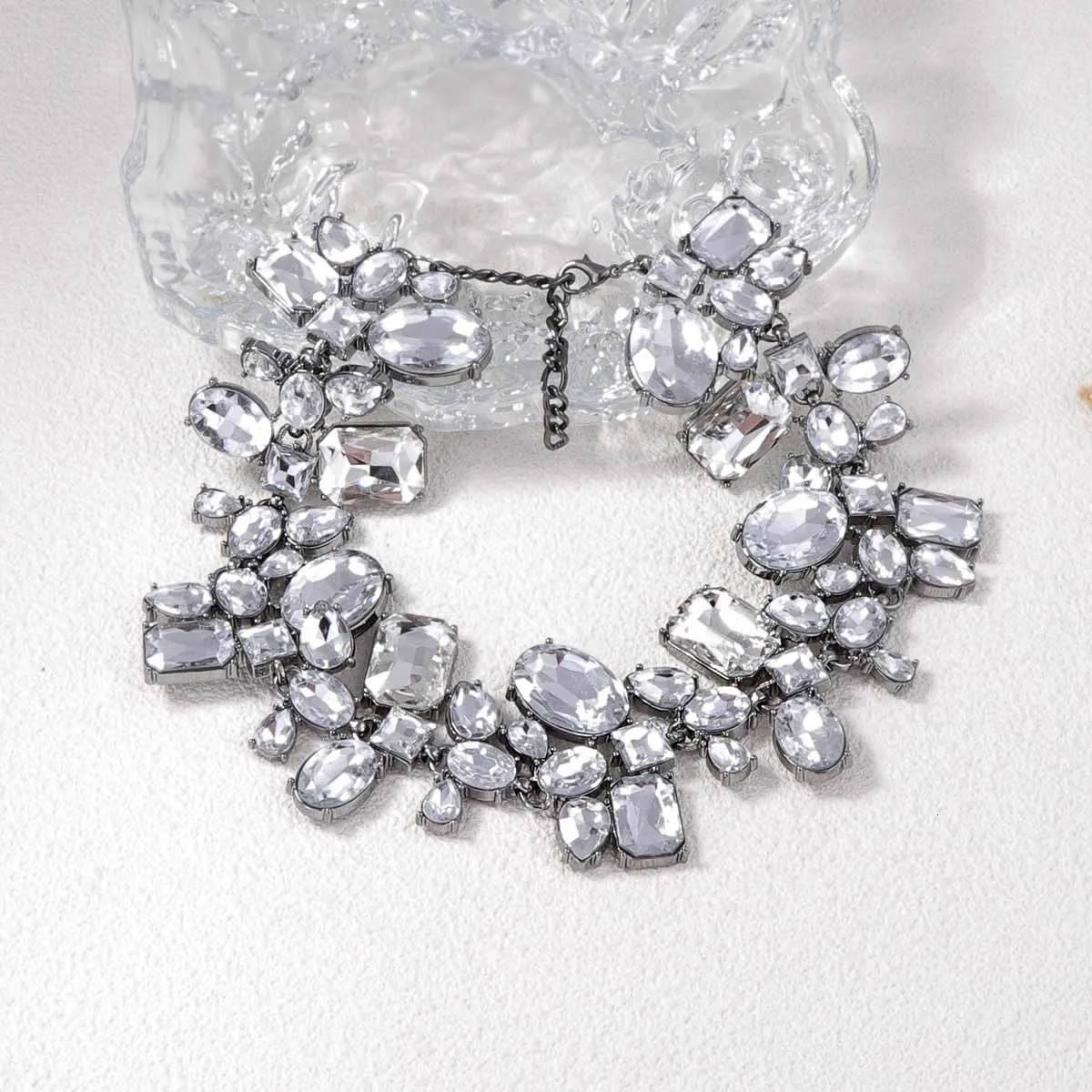 Exaggerated Irregular Geometric Rhinestone Collar Necklace Women Clear Crystal Necklace Statement Maxi Jewelry 250519