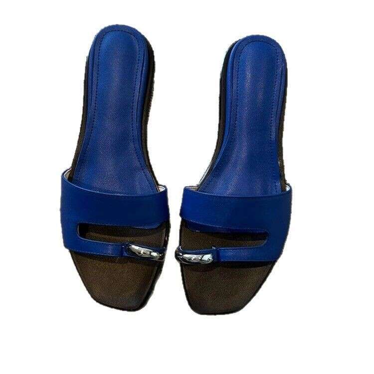 Cowhide Version ~ Korean Style Metal Buckle Flat Split Toe Clip-On Sandals for Women Outdoor Wear 2025 Summer Slippers