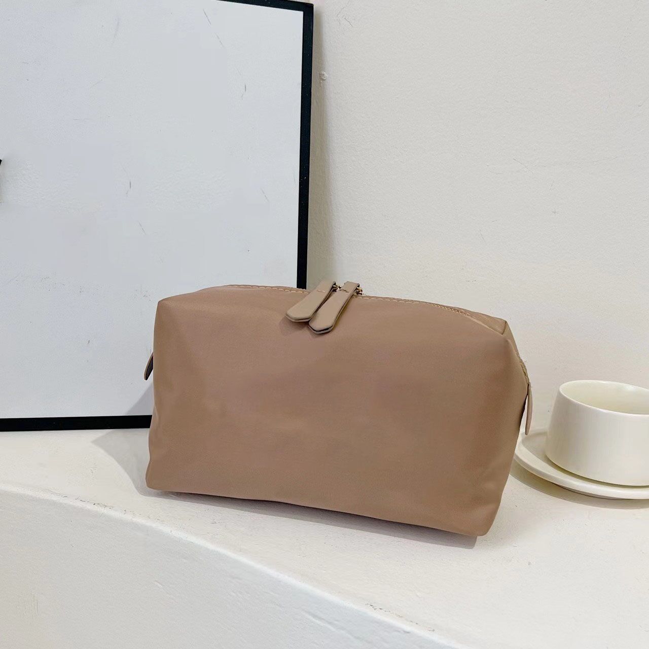 4 Colors Nylon Designer Makeup Bag For Women Cosmetic Bags Organizer Travel Pouch Fashion Toiletry Make Up Ladies Cluch Purses clutch bag