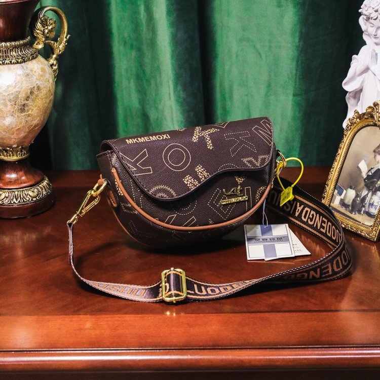 Top quality Brand High Quality New Style Saddle New PU Single Shoulder Crossbody Elegant Women's Style Small Bag New Free Delivery Designer Bag