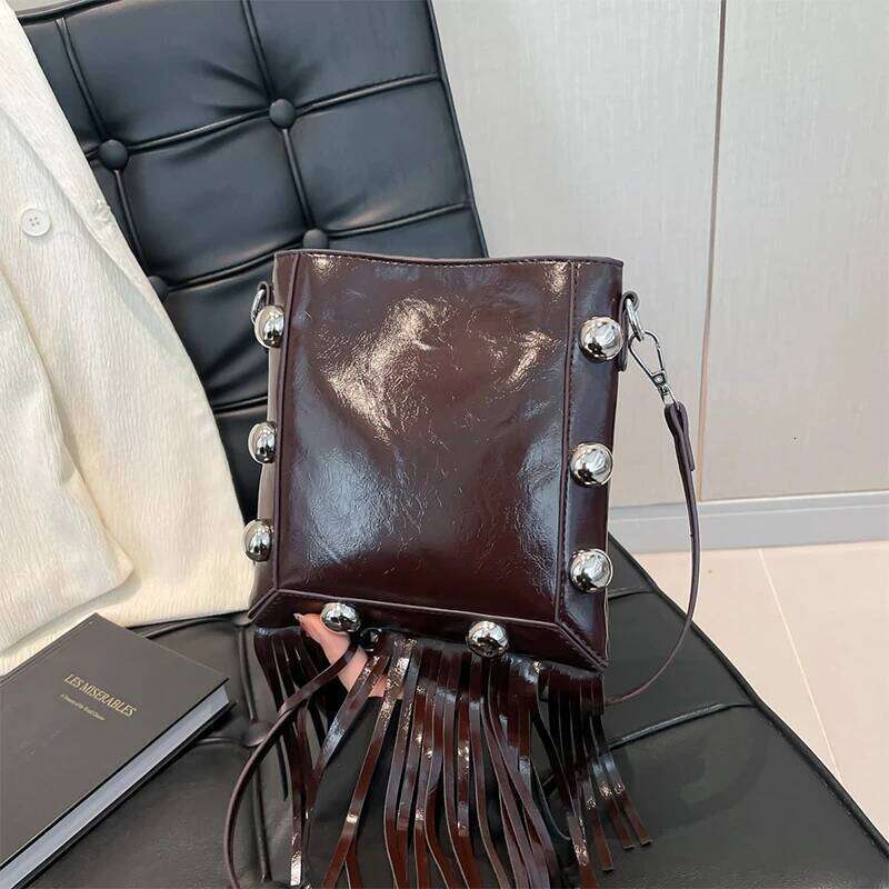 Women's Bags Designer Tassel Hasp Shoulder Solid Color Rivet Top Quality Women's Bags Popular Versatile Portable Phone Purse Crossbody Bag