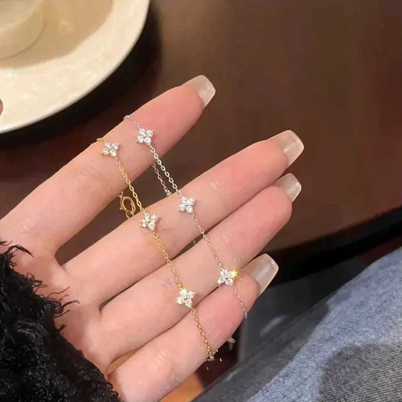 New Crystal Flower Stainless Steel Bracelets For Women Fashion Korean Style Adjustable Chain Bracelet Anniversary Jewelry Gifts W250526
