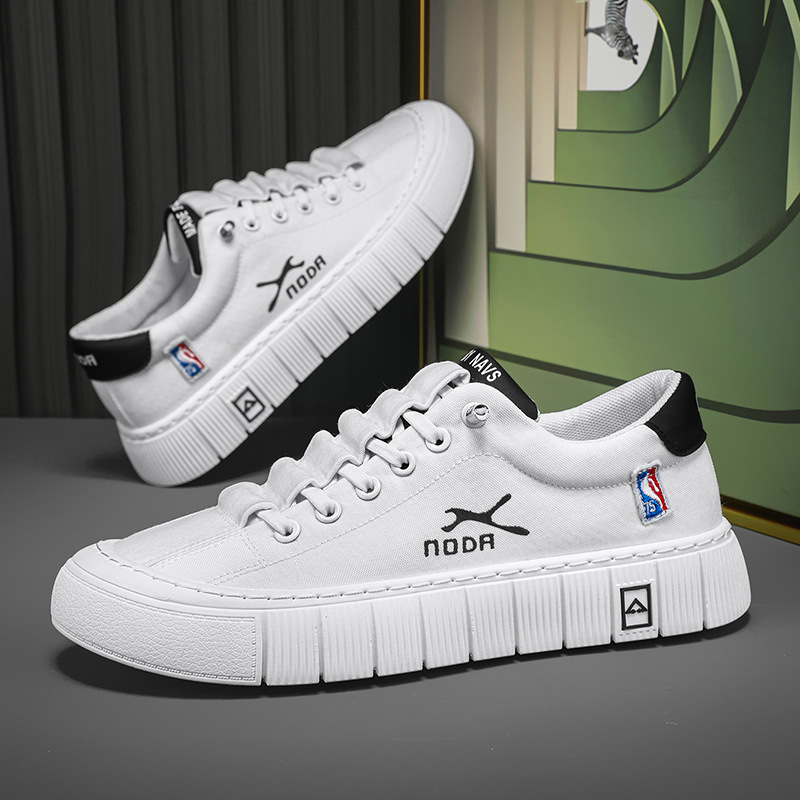 Mens Best Selling Chunky Sole Canvas Shoes 2025 New Design Low Cut Comfortable Sneakers Multiple Colors Available