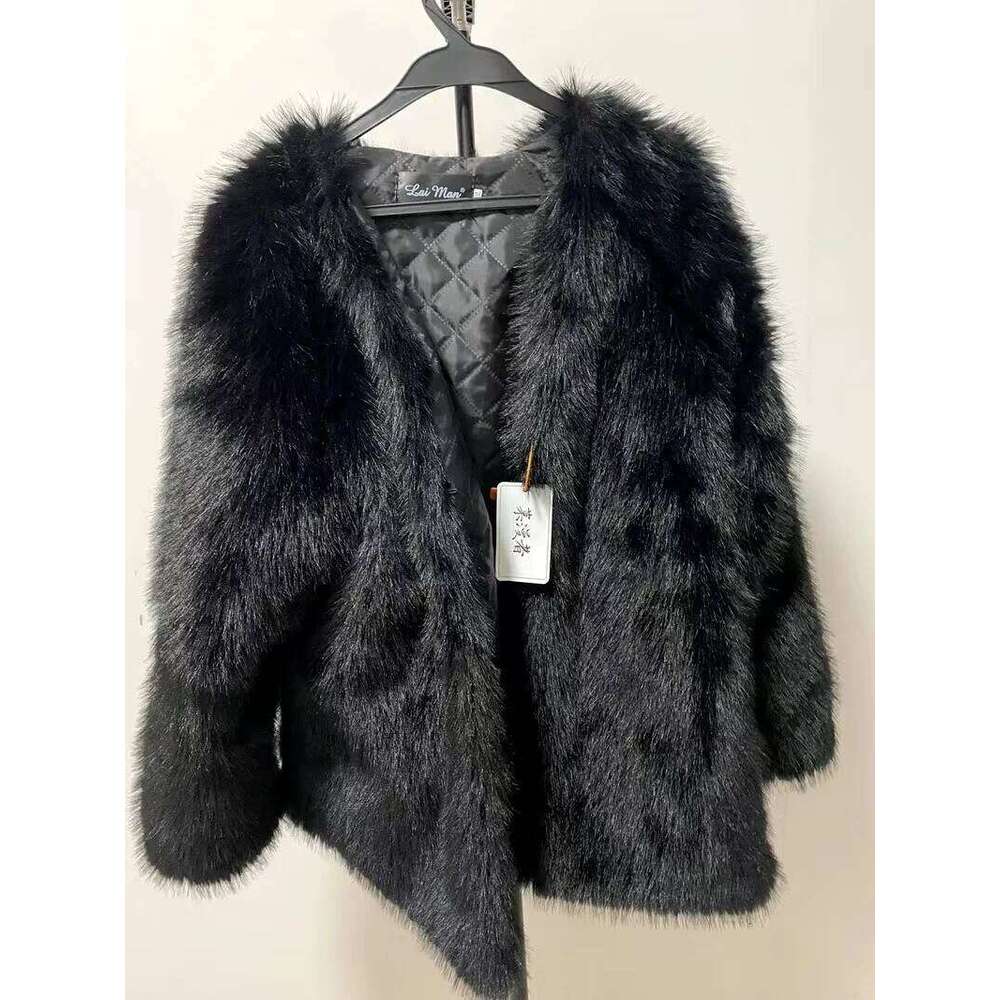 Large Size Imitation Fox for Women Warm and Thick Fake Jacket Black Overcoat Korean Plush Fluffy Faux Fur Coat
